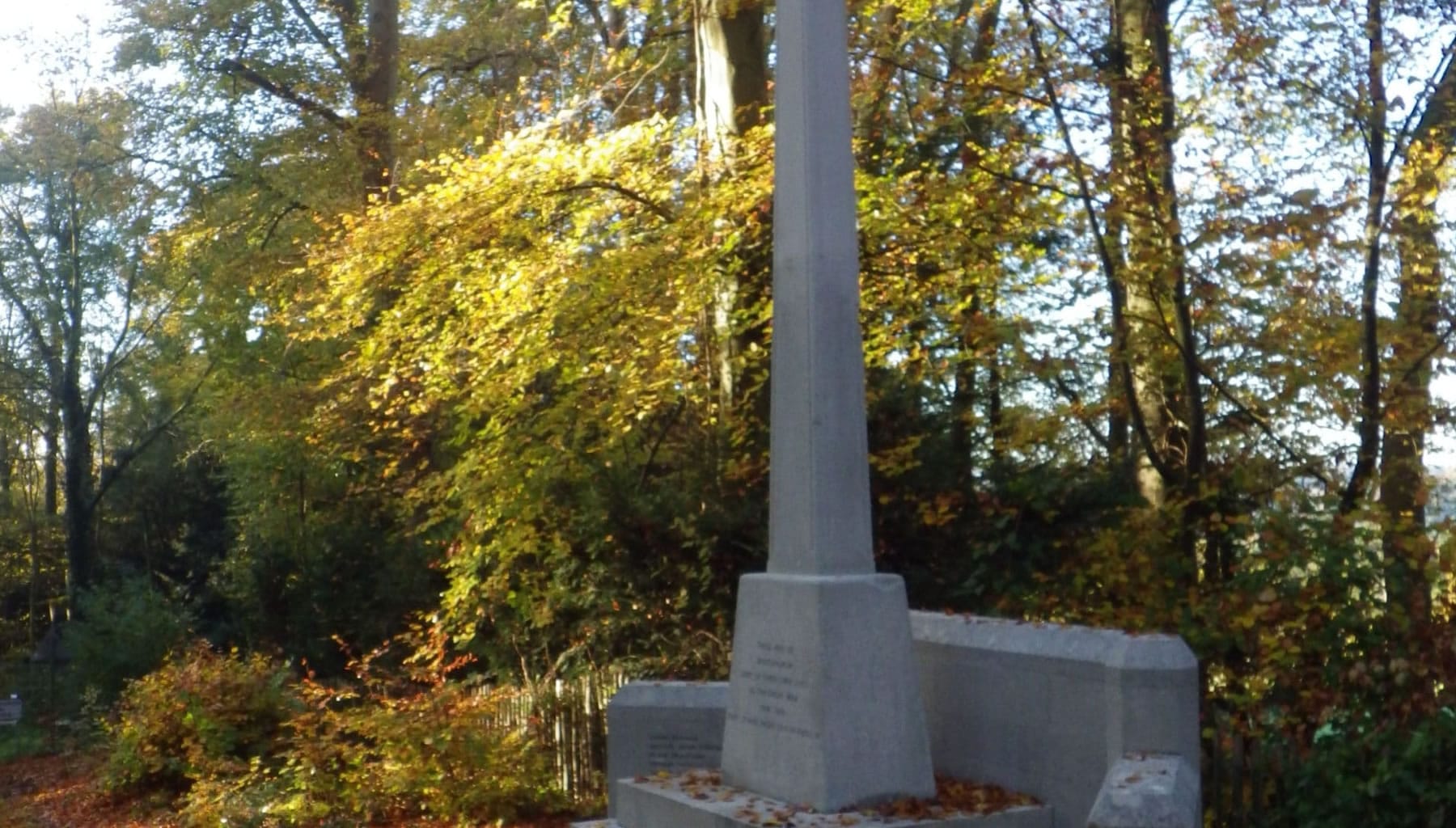 Whitchurch Hill War Memorial A F Jones Stonemasons